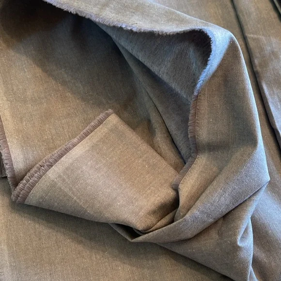 Gray Textured Fabric/ 2 2/3 yds/ 45 in wide - Picture 2 of 2